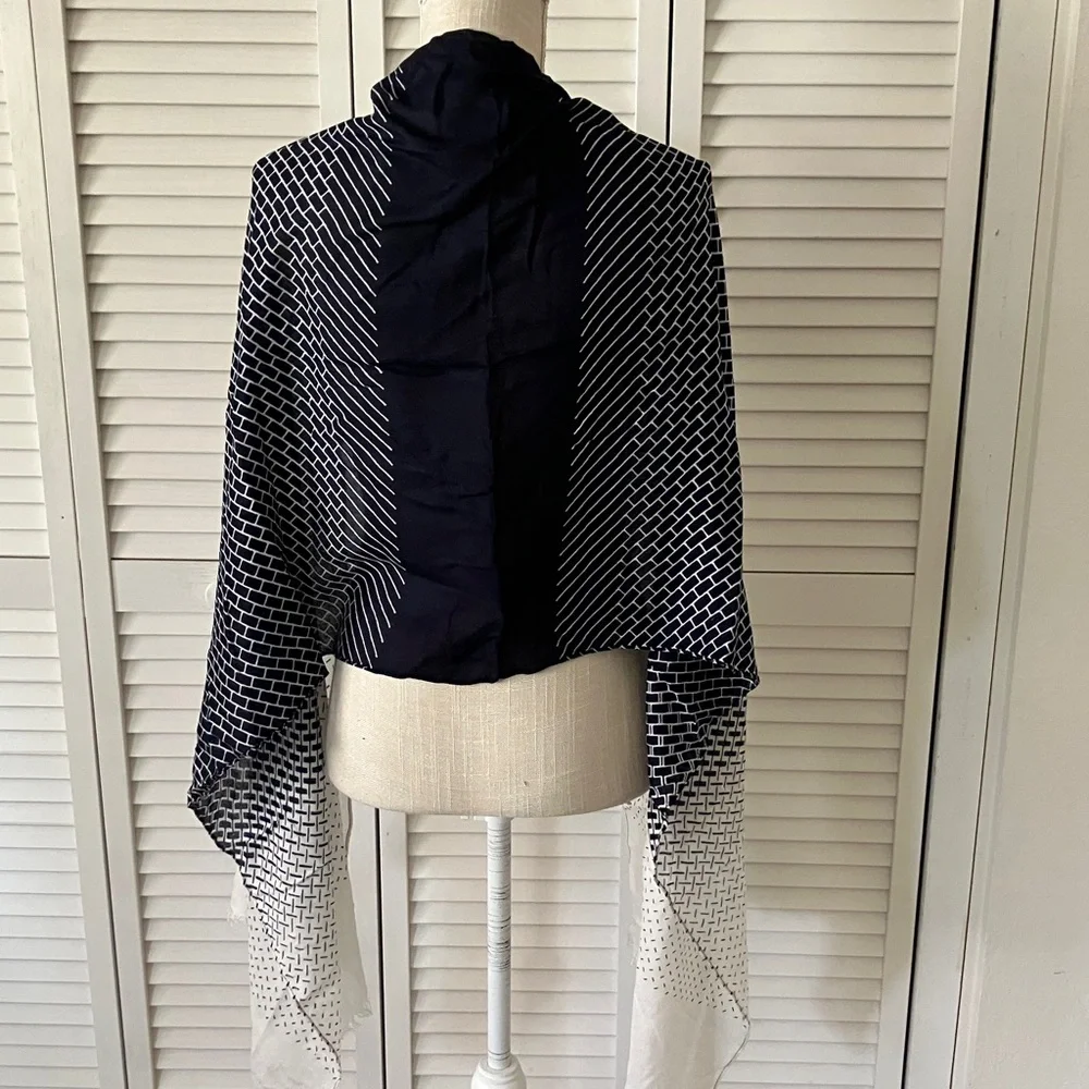 Navy and White Patterned Women's Wrap‎ Scarf Graphic Abstract Print